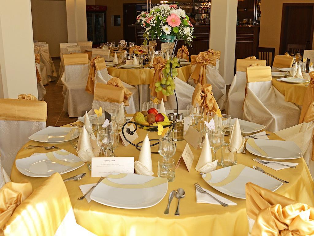 Hotel Dusan Si Fiul Resita Nord 外观 照片