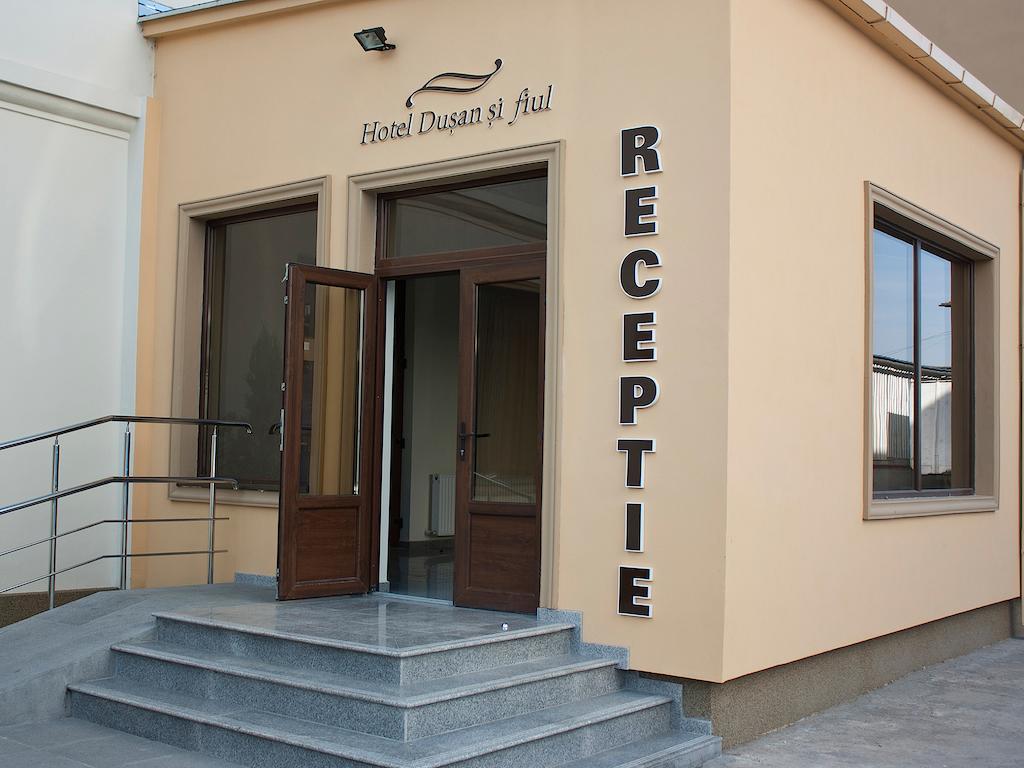 Hotel Dusan Si Fiul Resita Nord 外观 照片